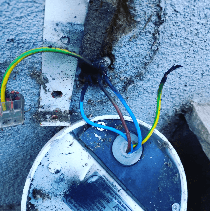 Expert Emergency Electrician from CD Electrical