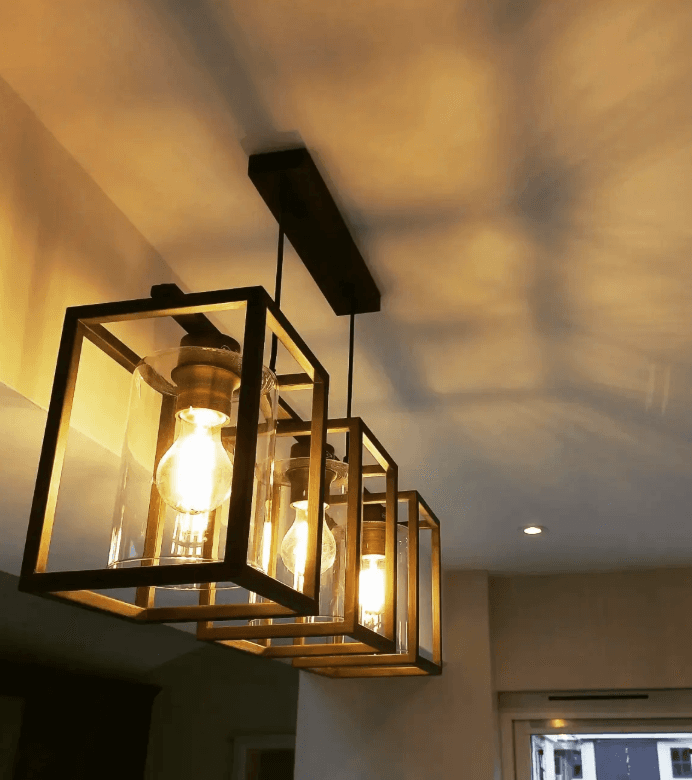 Trusted Electrician Serving Caterham
